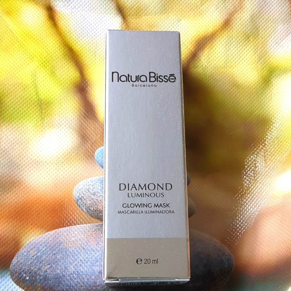 💎 Natura Bisse Diamond Glowing Mask